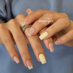Milavu Nail Studio - NAIL ARTIST: TYSON