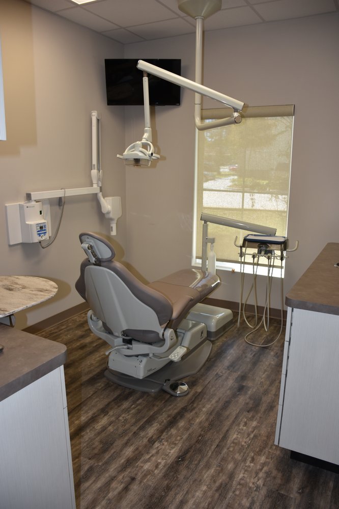 BRITNEY BEARD,DDS Updated August 2024 10 Photos 1868 Shortcut Hwy