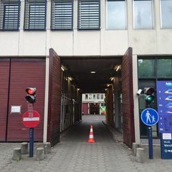 Bijlmerbajes Ontgrendeld - Ingang van de oude gevangenis.