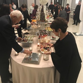 Empress Banquets - Amazing sweet table! - Venues & Event Spaces Near Me - Addison, Illinois