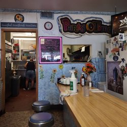 Sunshine Cafe - Shabby chic or just divey... I'm going with divey and I absolutely love divey