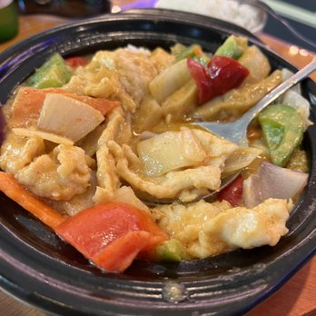 Ginger Dim Sum - Clay pot chicken curry - Dim Sum Near Me - Port Charlotte, Florida Ginger Dim Sum - Clay pot chicken curry - Dim Sum Near Me - Port Charlotte, Florida