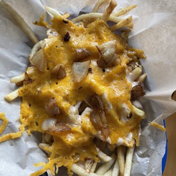 green Restaurant - These are the west coast fries. YUM!! Super good, reminds me of gourmet In n Out animal fries. - Vegan Near Me - Phoenix, Arizona green Restaurant - These are the west coast fries. YUM!! Super good, reminds me of gourmet In n Out animal fries. - Vegan Near Me - Phoenix, Arizona