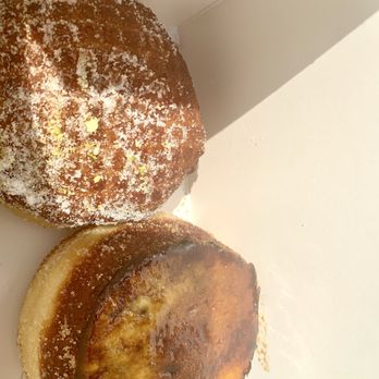 Bread Ahead Bakery | Borough Market - Pistachio and crème brûlée - Bakeries Near Me - London, XGL Bread Ahead Bakery | Borough Market - Pistachio and crème brûlée - Bakeries Near Me - London, XGL