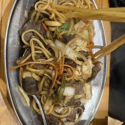 Lanzhou Noodle Bar - Stir fried sliced beef la mian (10/10!)