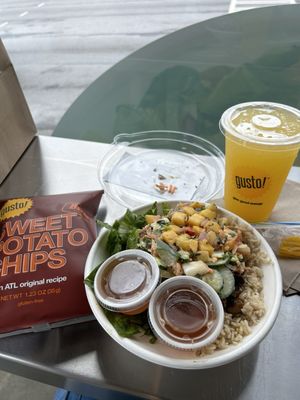 gusto! - healthy bowls & wraps by null