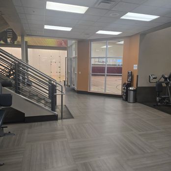LA Fitness - Gyms Near Me - Riverside, California