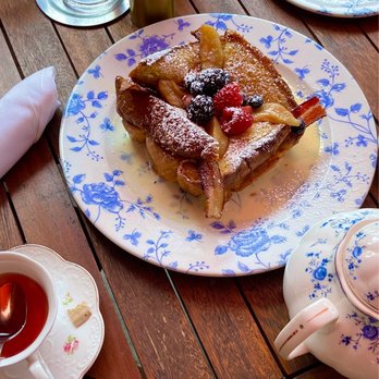 Little Hen - Breakfast & Brunch Near Me - Miami, Florida