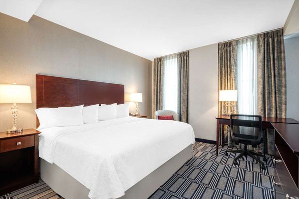 Hampton Inn & Suites Providence Downtown by null