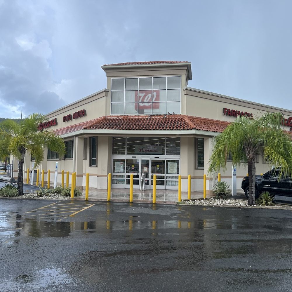 Walgreens - Rótulo exterior y entrada - Drugstores Near Me - Penuelas, Puerto Rico Walgreens - Rótulo exterior y entrada - Drugstores Near Me - Penuelas, Puerto Rico
