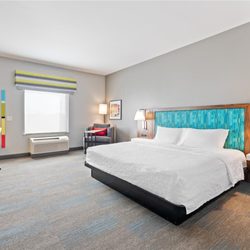 Hampton Inn La Junta - Guest room