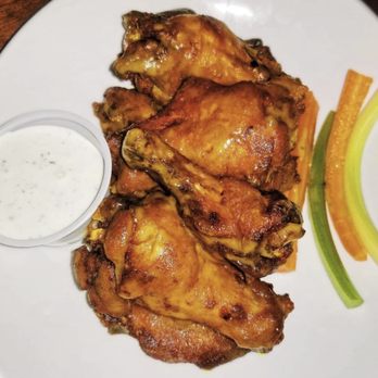 Uncle Buck's - Carolina Gold Wings - Sports Bars Near Me - Milwaukee, Wisconsin Uncle Buck's - Carolina Gold Wings - Sports Bars Near Me - Milwaukee, Wisconsin