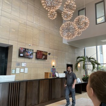 Clayton Hotel - Lobby - Hotels Near Me - Swords, D