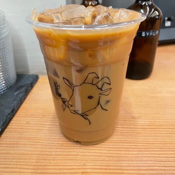 La Cabra - Iced dirty chai with Oat milk - Bakeries Near Me - New York, New York