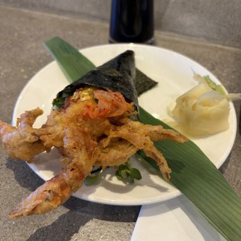 Afuri - soft shell crab handroll - Ramen Near Me - Costa Mesa, California