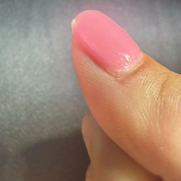 Chipped powder nail after 3 days