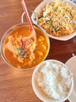 Tuk Tuk Thai Campbell by null