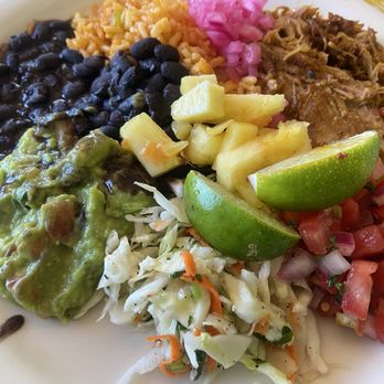 Café Capistrano - Cochinita pibil - American Near Me - Half Moon Bay, California