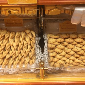 La Cure Gourmande - Navettes Vanille Palets Mendiants - Chocolatiers & Shops Near Me - Tours, 37