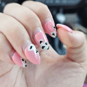 Smiley Nail Spa - Deep trenches in nail bed - Nail Salons Near Me - Walnut Creek, California