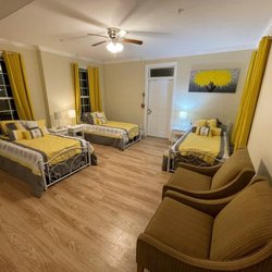 Ridge Manor Residential Memory Care - Calhoun
