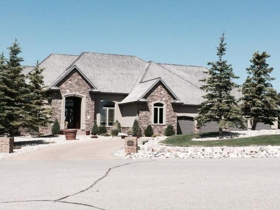 JOHNSON ROOFING SIDING AND GUTTERS Updated October 2024 920 55th St