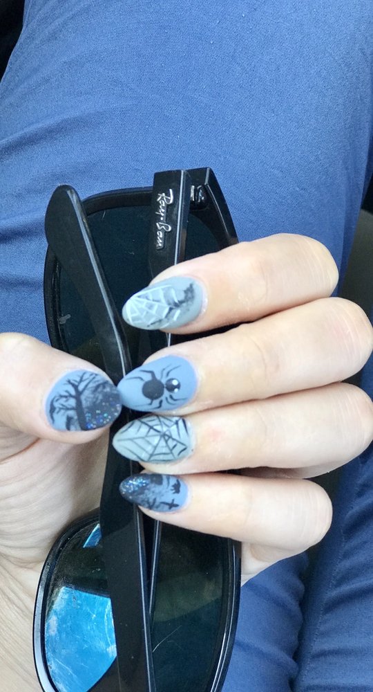 DA VI NAILS Updated September 2024 12 Photos & 34 Reviews 3451 S