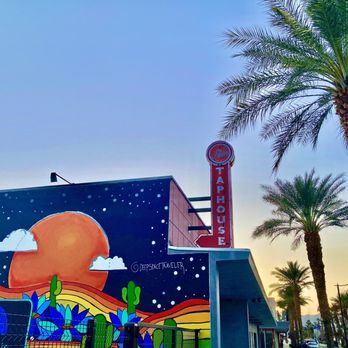 Indio Taphouse - Outside - Beer Bar Near Me - Indio, California