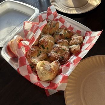 Brooklyn Char - Garlic knots - Pizza Near Me - Noblesville, Indiana