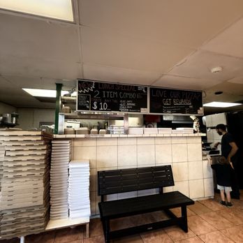 Alitalia Pizzeria - Interior - Pizza Near Me - Monrovia, California