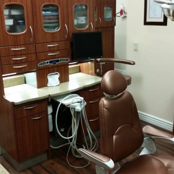 Brenna Hamrick-Stotts, DDS - Cosmetic Dentists Near Me - Redlands, California