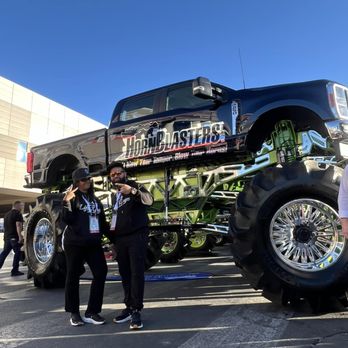 Lift Kingz - LIFTKINGZ AT SEMA 2024 - Auto Parts & Supplies Near Me - Killeen, Texas Lift Kingz - LIFTKINGZ AT SEMA 2024 - Auto Parts & Supplies Near Me - Killeen, Texas