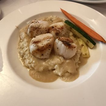 Jens' Restaurant - Scallops minus mushrooms - New American Near Me - Anchorage, Alaska Jens' Restaurant - Scallops minus mushrooms - New American Near Me - Anchorage, Alaska