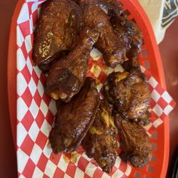 Abby's Legendary Pizza - Wings