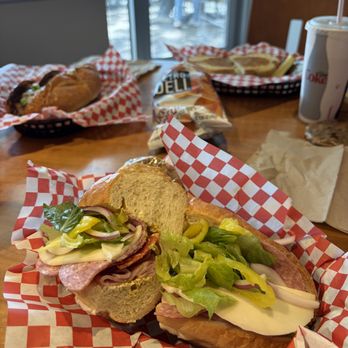 Knickerbockers Deli - Italian Sub-  good but could use less bread and more meat - Delis Near Me - South Jordan, Utah