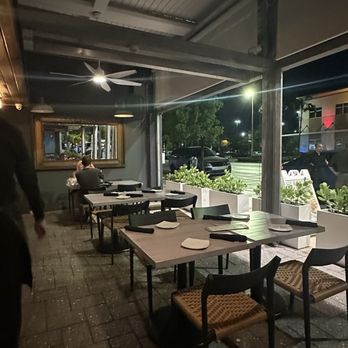 ethos Greek Bistro - Outside seating - Mediterranean Near Me - Fort Lauderdale, Florida ethos Greek Bistro - Outside seating - Mediterranean Near Me - Fort Lauderdale, Florida