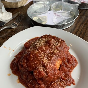 Naked Mountain Winery & Vineyards - Lasagna lunch (yum!) with bread and flights - Wineries Near Me - Markham, Virginia
