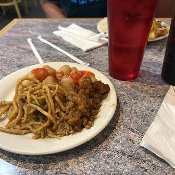 Chan's Buffet - Chinese Near Me - Fort Gratiot, Michigan