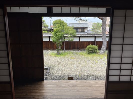 Takayama Jinya by null