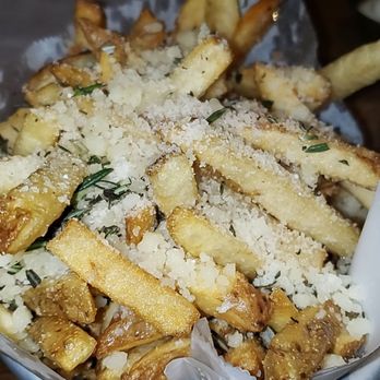 Laurel Tavern - Garlic fries - New American Near Me - Studio City, California Laurel Tavern - Garlic fries - New American Near Me - Studio City, California