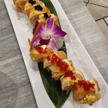 Sushi Plus One - Lemon Salmon Roll - Japanese Near Me - Murrieta, California