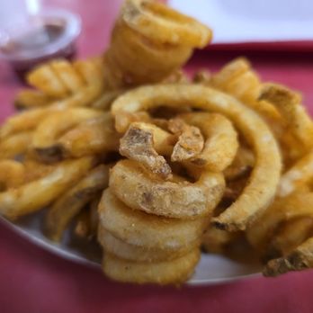 Dan's Hamburgers - Austin - small curly fries, large is recommended - Burgers Near Me - Austin, Texas