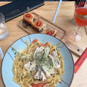 Kimoto Rooftop - Pasta Alfredo with chicken and Kobe Beef Sliders - Asian Fusion Near Me - Brooklyn, New York Kimoto Rooftop - Pasta Alfredo with chicken and Kobe Beef Sliders - Asian Fusion Near Me - Brooklyn, New York