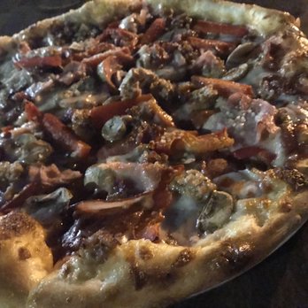Slice Pizzeria and Bar - Pizza - Pizza Near Me - Eugene, Oregon Slice Pizzeria and Bar - Pizza - Pizza Near Me - Eugene, Oregon