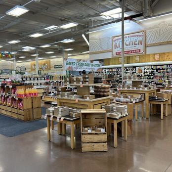 Sprouts Farmers Market - 4/5/26 Happy Easter, last minute shopping, as always much better than the Alhambra location - Grocery Near Me - Pasadena, California Sprouts Farmers Market - 4/5/26 Happy Easter, last minute shopping, as always much better than the Alhambra location - Grocery Near Me - Pasadena, California