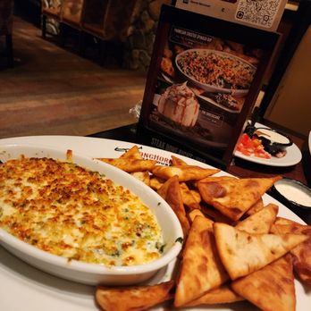 LongHorn Steakhouse - Steakhouses Near Me - Castleton, Indiana