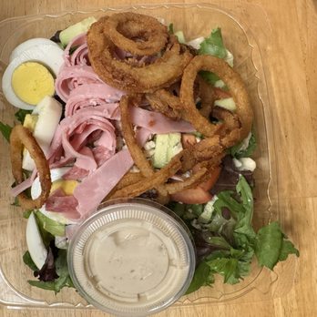 Squisito Pizza & Pasta - Chop Chop Salad - Pizza Near Me - Severna Park, Maryland