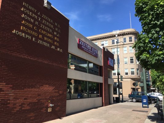 Crisp Zeiter Eye Medical Group Capture for Mobile Crisp Zeiter Eye Medical Group Capture for Mobile