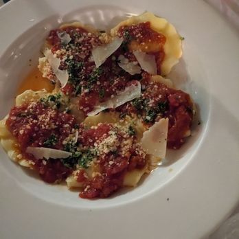 Mamma Mia - Osso bucco ravioli - Italian Near Me - Bakersfield, California Mamma Mia - Osso bucco ravioli - Italian Near Me - Bakersfield, California