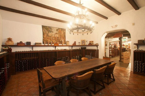 La Boutique Du Vin by null
